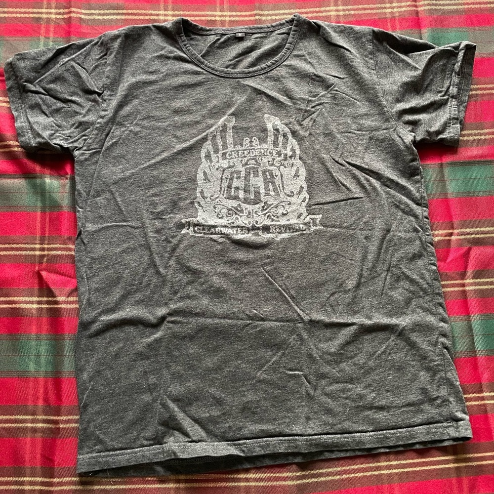 🥰Creedence Gray TShirt M